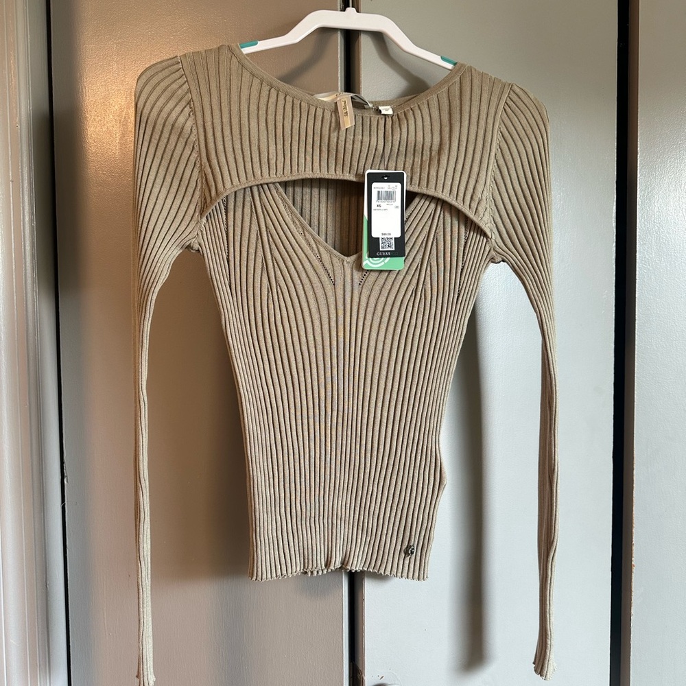 Guess Tan V-Neck Sweater Ribbed Knit Classic